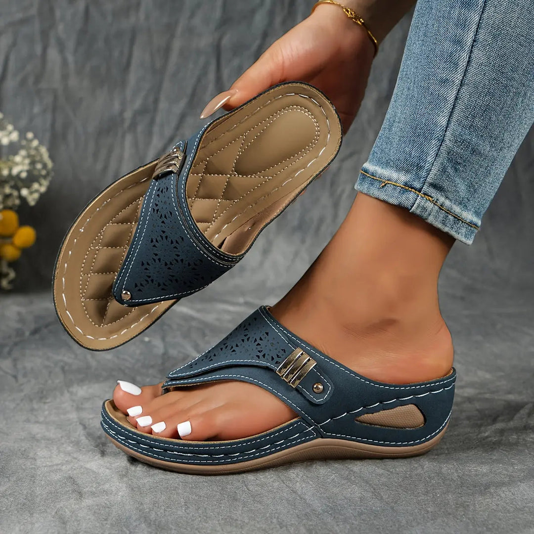 Élodie | Wedge Toe-Post Sandals