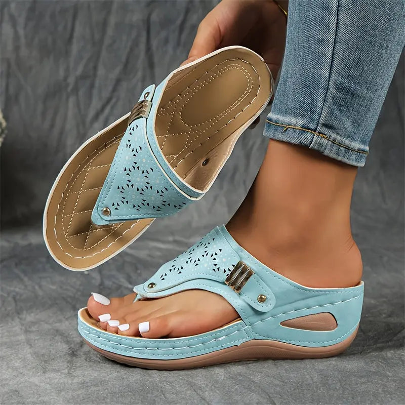Élodie | Wedge Toe-Post Sandals