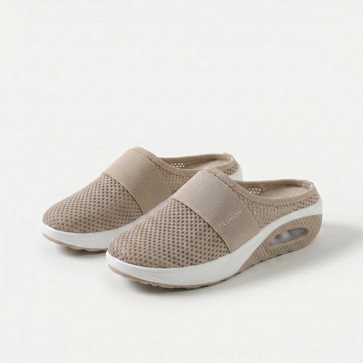 Compa | Cushioned Wedge Sandals