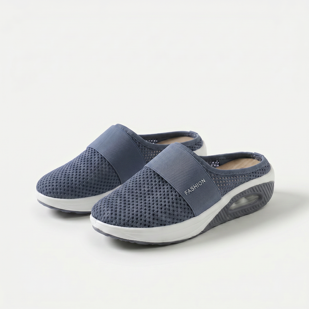 Compa | Cushioned Wedge Sandals