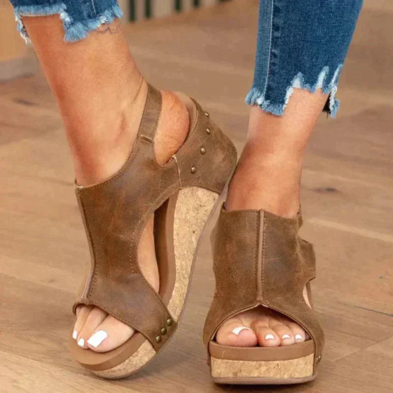 Inola | Cushioned Sandals