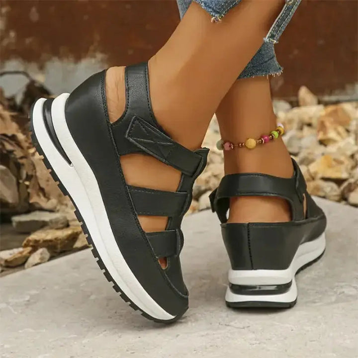 Lone | Arch-Support Sandals