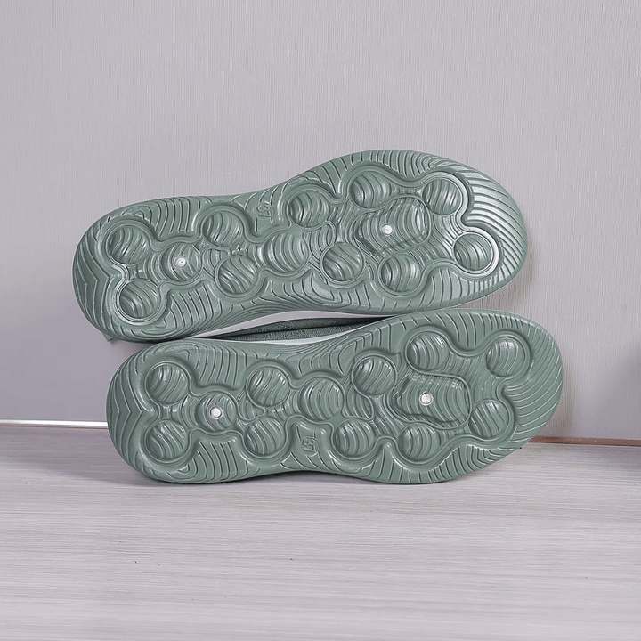 Cloudy | Cushioned Slip-Ons