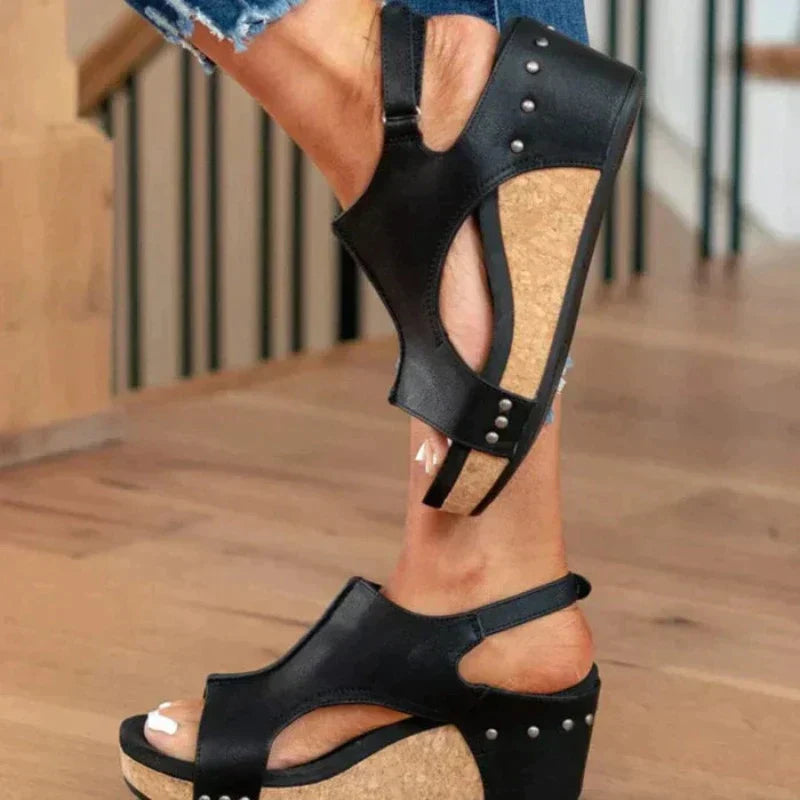 Inola | Cushioned Sandals