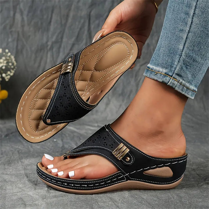 Élodie | Wedge Toe-Post Sandals