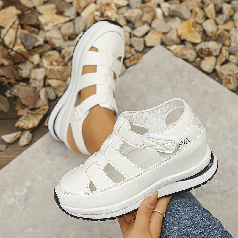 Lone | Arch-Support Sandals