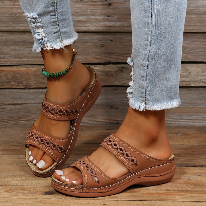 Monta | Cushioned Sandals