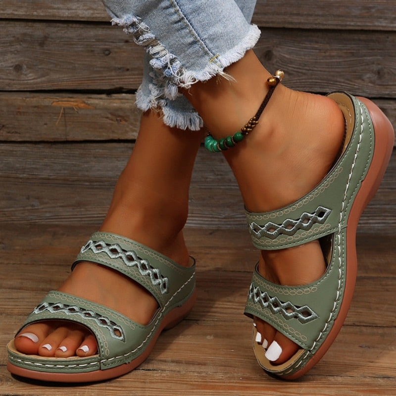 Monta | Cushioned Sandals