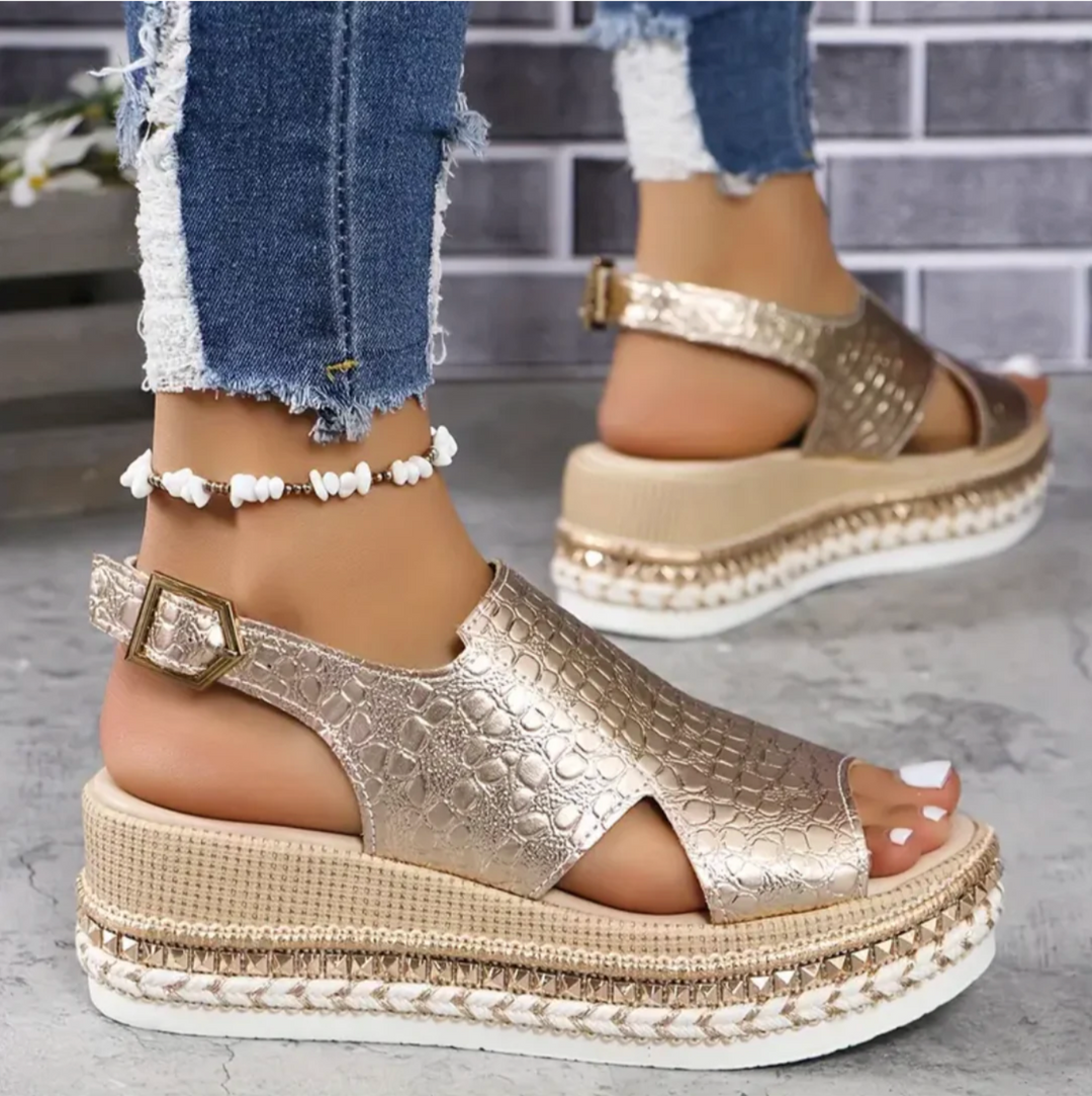Luxa | Cushioned Sandals