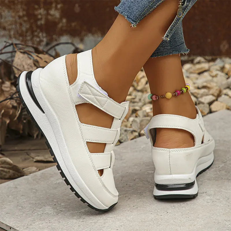 Lone | Arch-Support Sandals