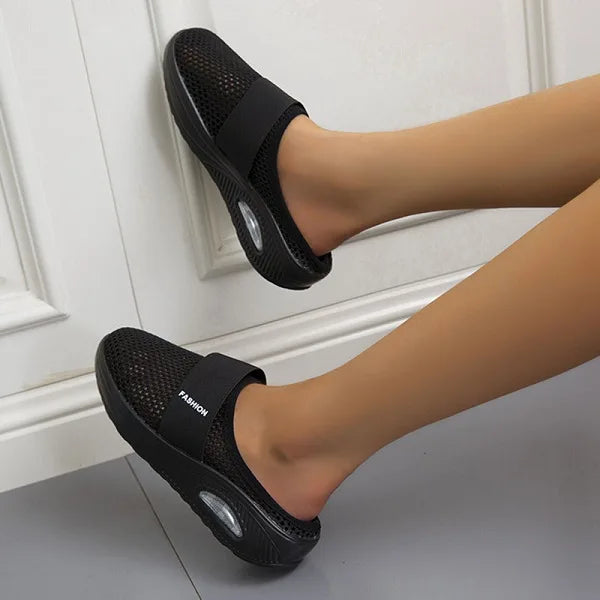 Compa | Cushioned Wedge Sandals